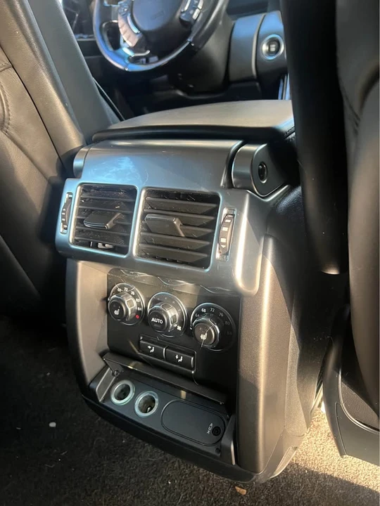 2012 Land Rover Range Rover L322 - Image 6 of 9