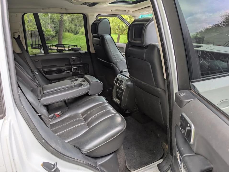 2012 Land Rover Range Rover L322 - Image 8 of 20