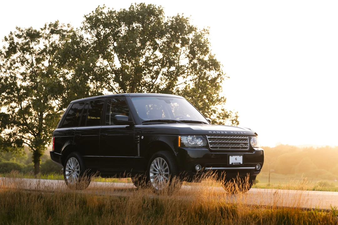 2012 Land Rover Range Rover L322 - Image 12 of 31