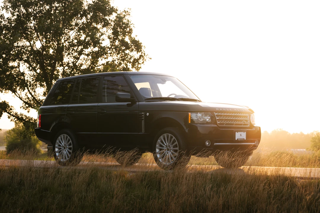 2012 Land Rover Range Rover L322 - Image 10 of 31