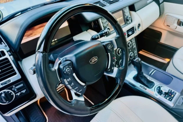 2012 Land Rover Range Rover L322 - Image 5 of 7