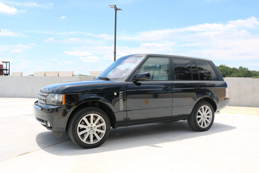 2012 Land Rover Range Rover L322 - Image 9 of 31