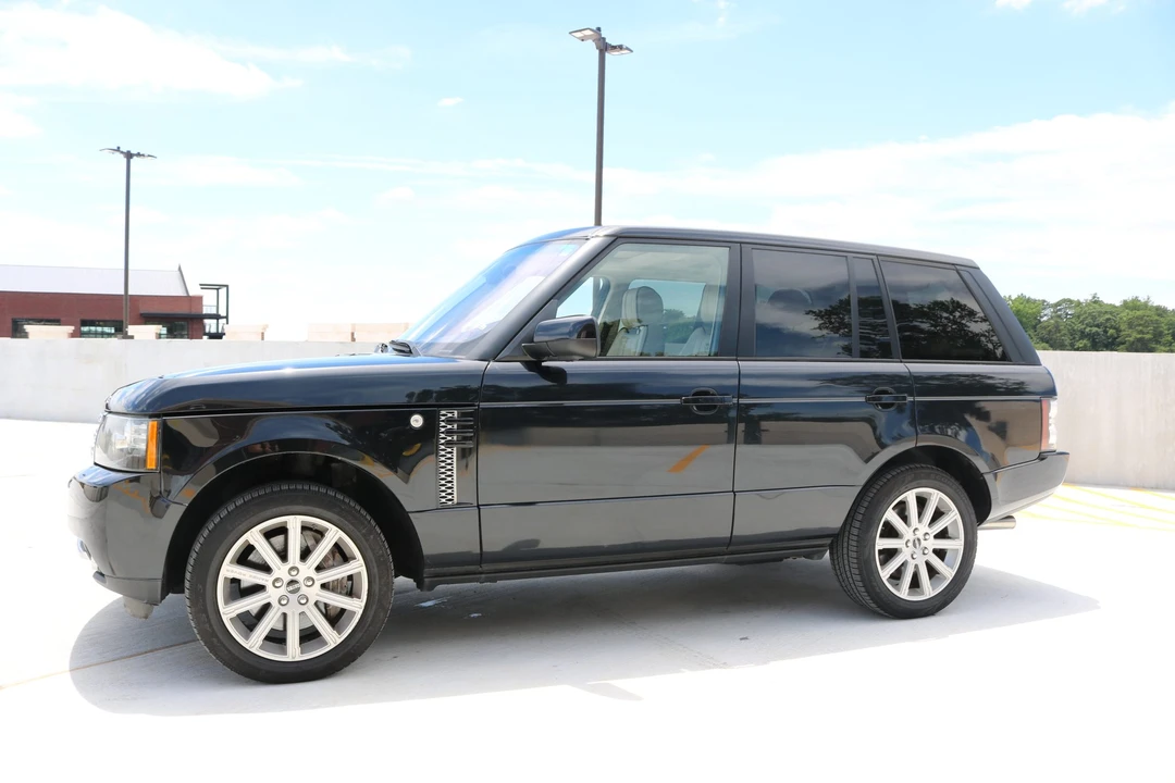 2012 Land Rover Range Rover L322 - Image 10 of 31