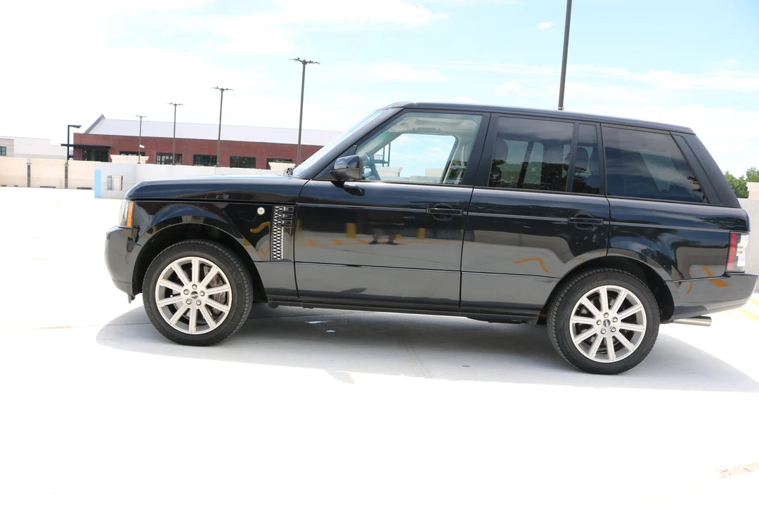 2012 Land Rover Range Rover L322 - Image 13 of 31