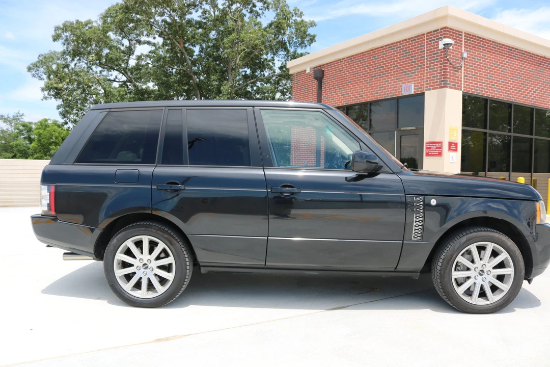 2012 Land Rover Range Rover L322 - Image 27 of 31