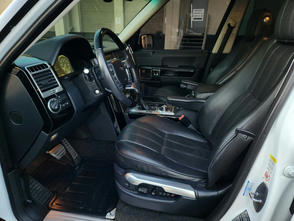 2012 Land Rover Range Rover L322 - Image 25 of 31