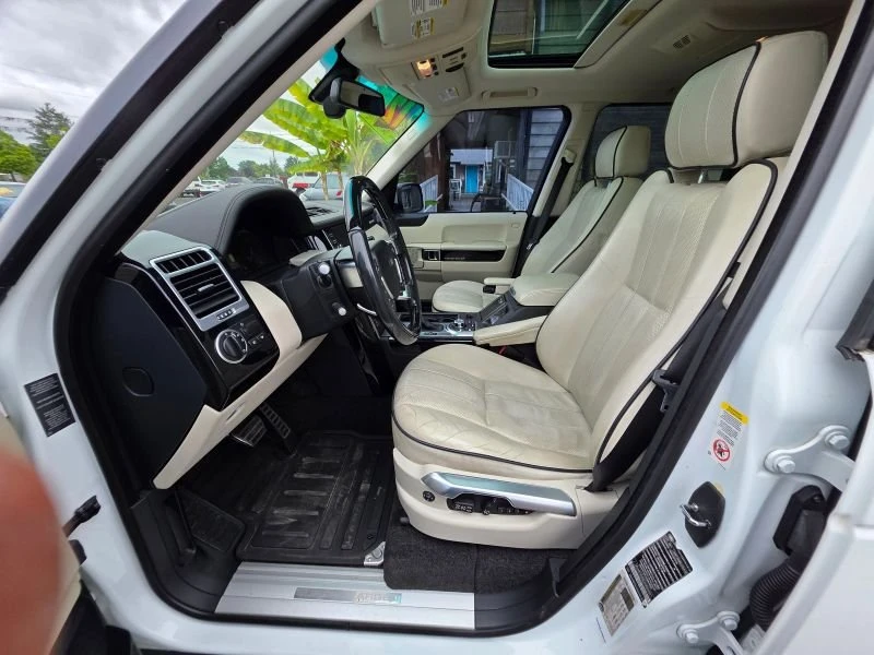 2012 Land Rover Range Rover L322 - Image 12 of 20