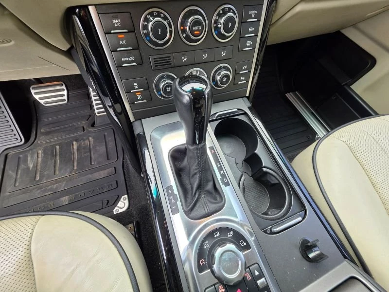 2012 Land Rover Range Rover L322 - Image 10 of 20