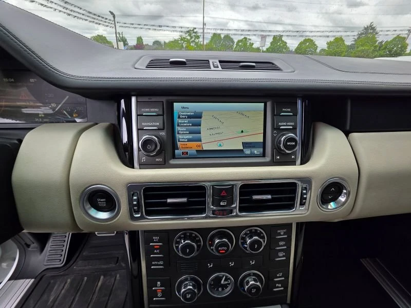 2012 Land Rover Range Rover L322 - Image 9 of 20