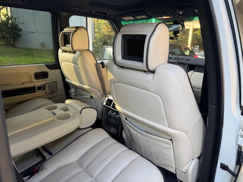 2012 Land Rover Range Rover L322 - Image 9 of 15