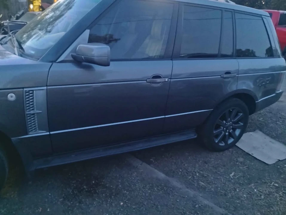 2012 Land Rover Range Rover L322 - Image 3 of 9
