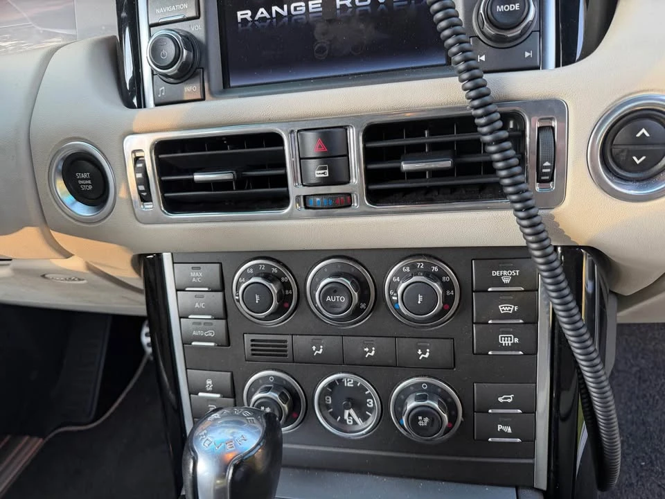 2012 Land Rover Range Rover L322 - Image 7 of 15