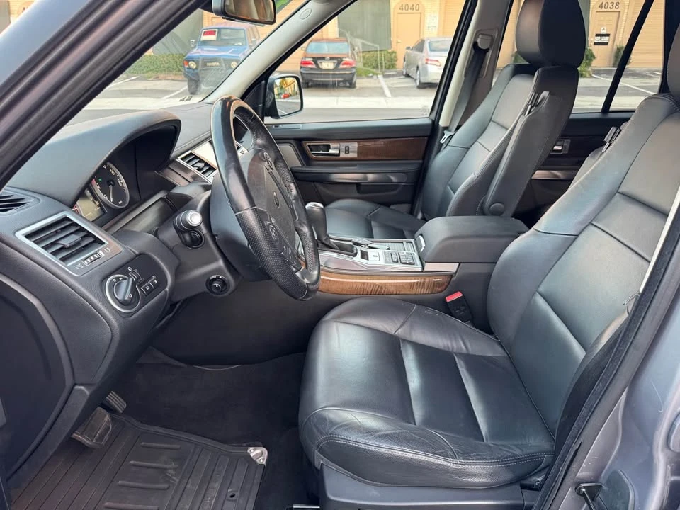 2012 Land Rover Range Rover Velar - Image 11 of 13