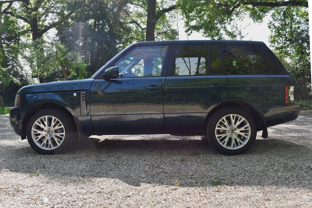 2012 Land Rover Range Rover L322 - Image 7 of 30