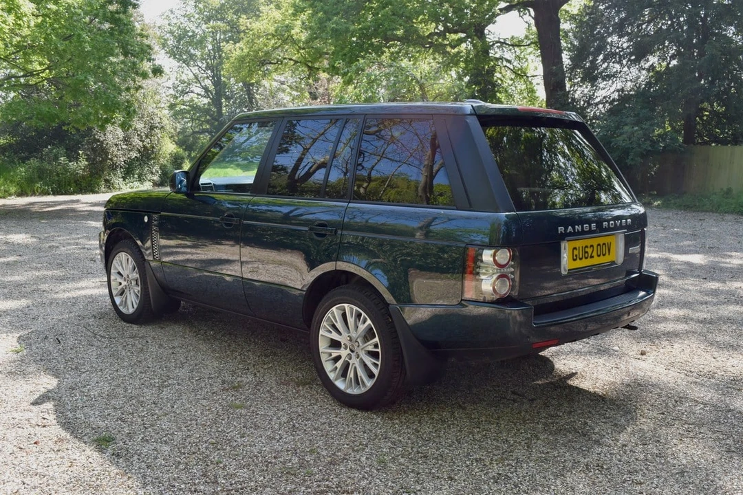 2012 Land Rover Range Rover L322 - Image 8 of 30
