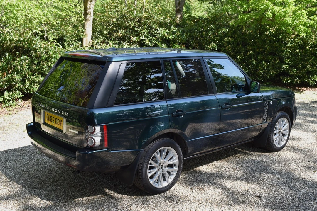 2012 Land Rover Range Rover L322 - Image 13 of 30