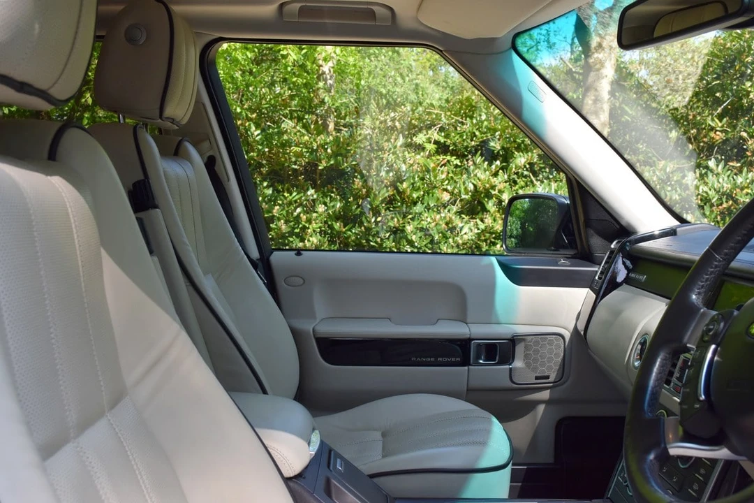 2012 Land Rover Range Rover L322 - Image 29 of 30