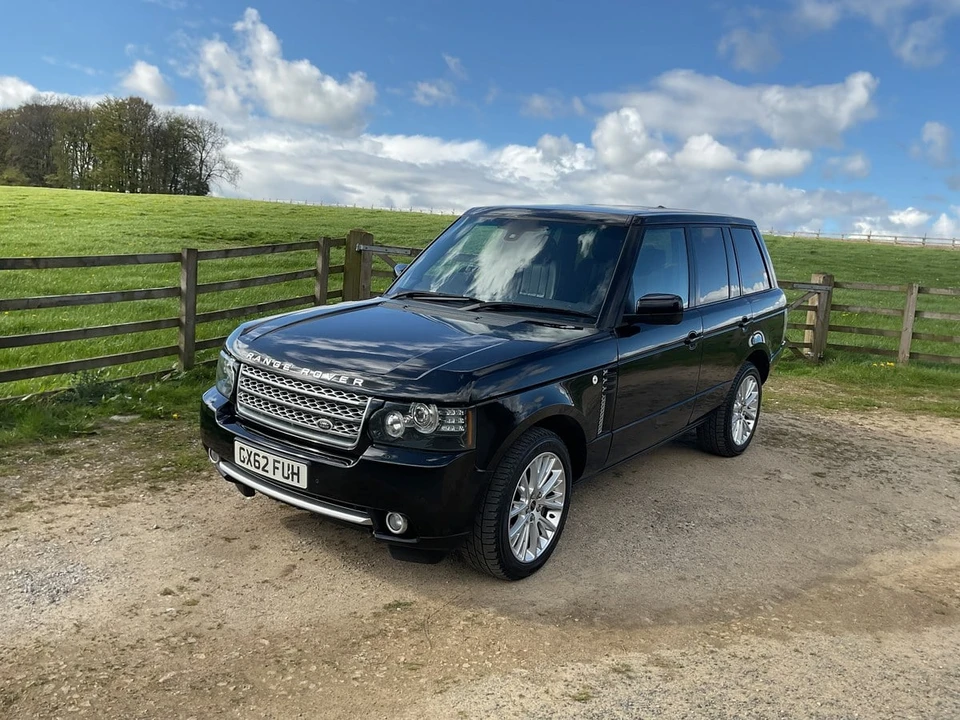 2012 Land Rover Range Rover L322 - Image 2 of 30