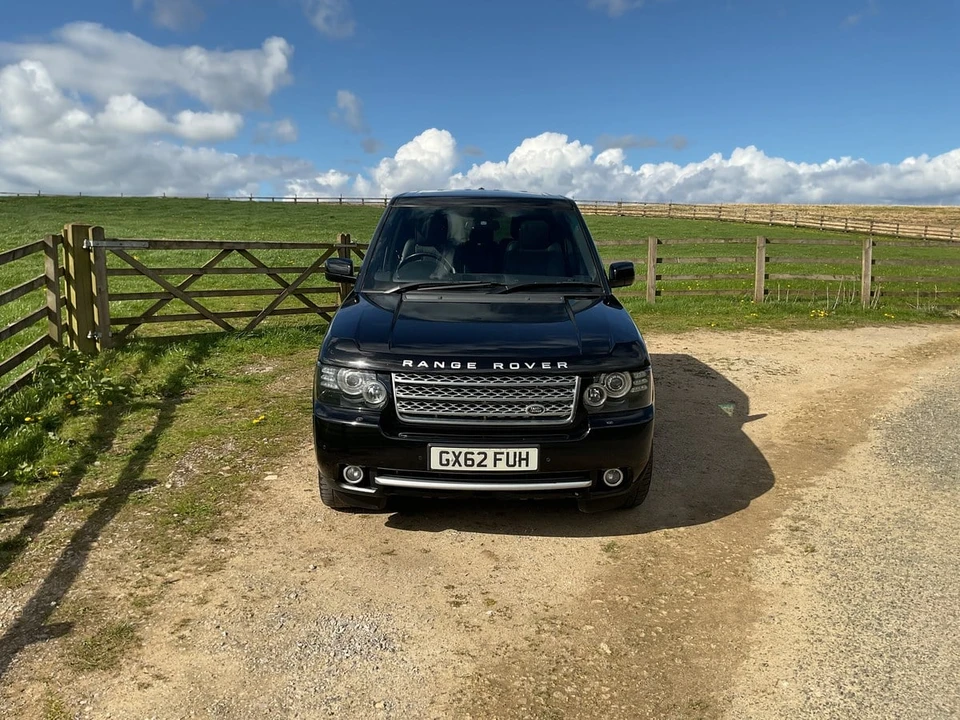2012 Land Rover Range Rover L322 - Image 3 of 30