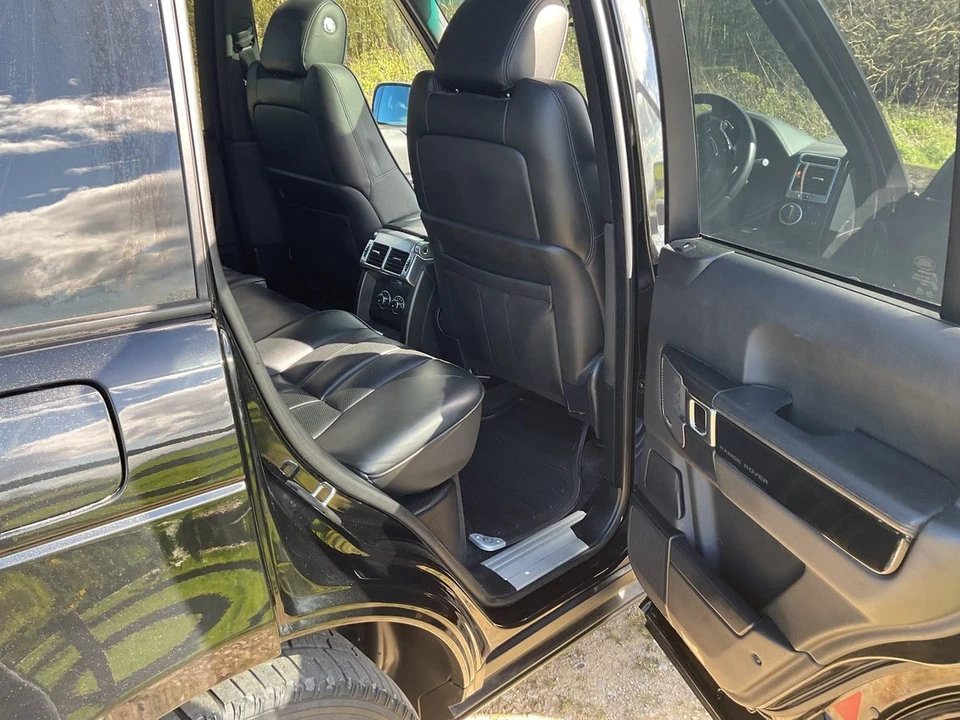 2012 Land Rover Range Rover L322 - Image 16 of 30