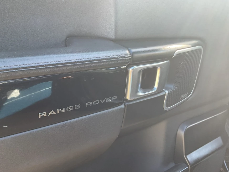 2012 Land Rover Range Rover L322 - Image 21 of 30