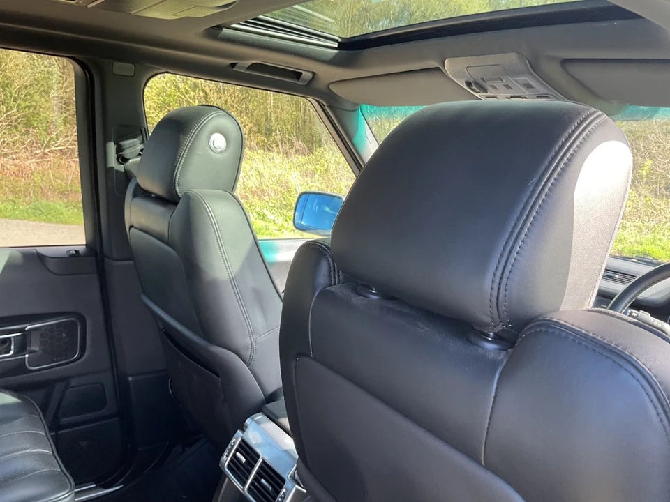 2012 Land Rover Range Rover L322 - Image 27 of 30