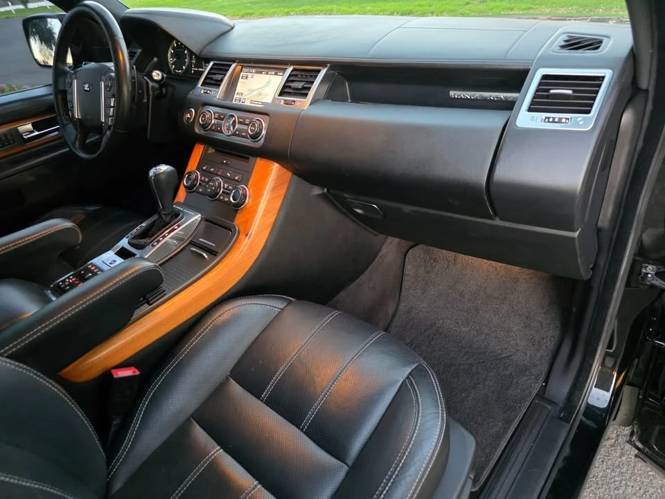 2012 Land Rover Range Rover L322 - Image 14 of 15