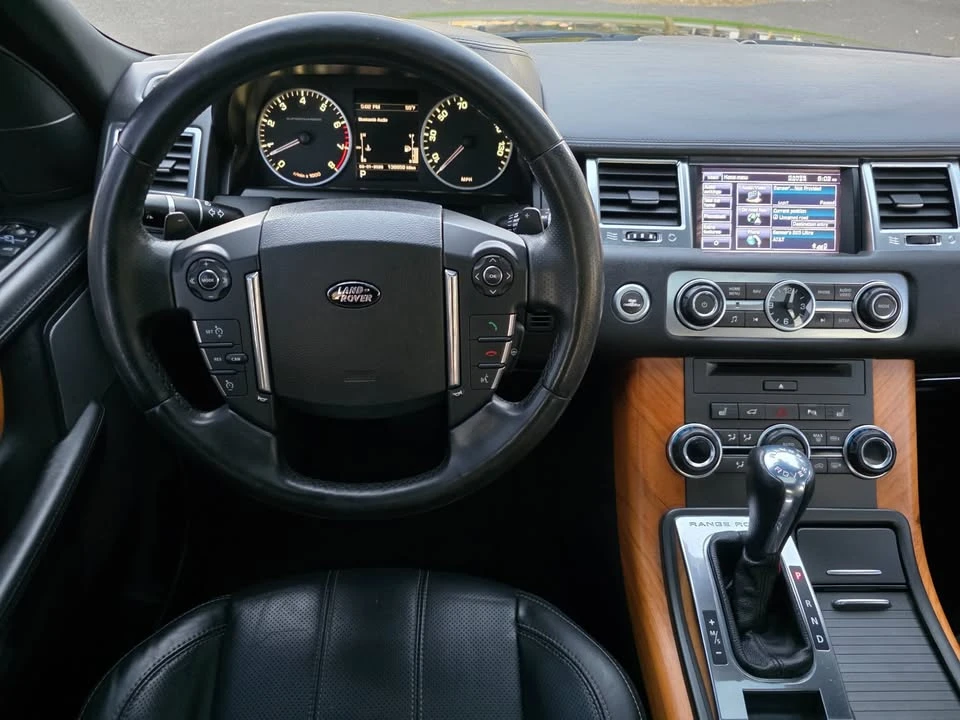 2012 Land Rover Range Rover L322 - Image 10 of 15
