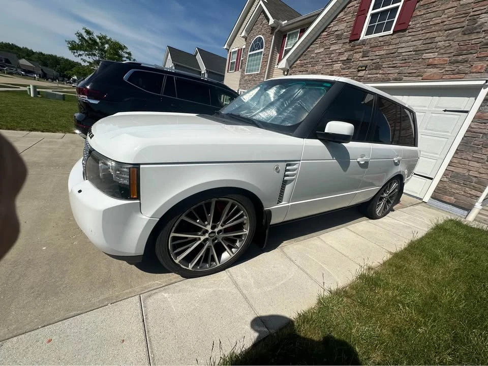 2012 Land Rover Range Rover L322 - Image 2 of 9