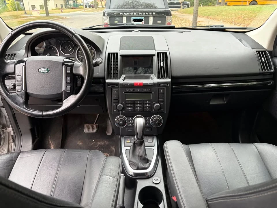 2012 Land Rover Freelander - Image 13 of 19