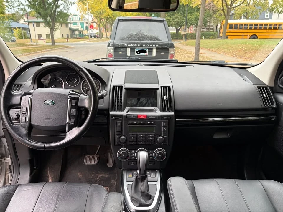 2012 Land Rover Freelander - Image 11 of 19