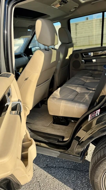 2012 Land Rover Discovery 4th Gen - Image 9 of 15