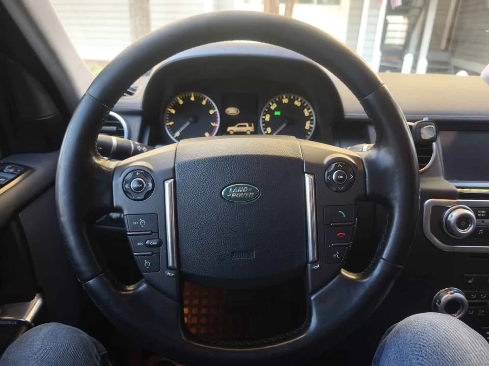 2012 Land Rover Discovery 4th Gen - Image 17 of 17