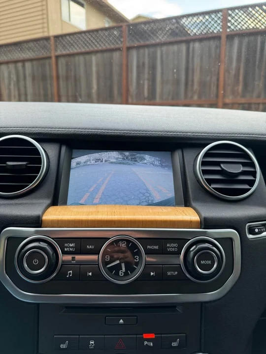 2012 Land Rover Discovery 4th Gen - Image 12 of 13