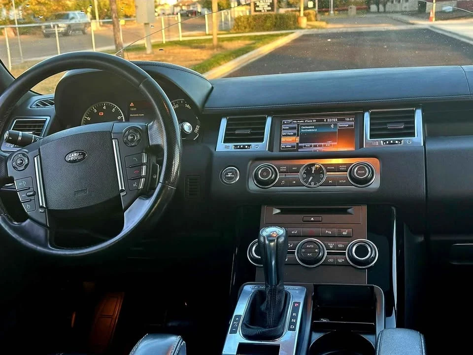 2012 Land Rover Range Rover L322 - Image 3 of 12