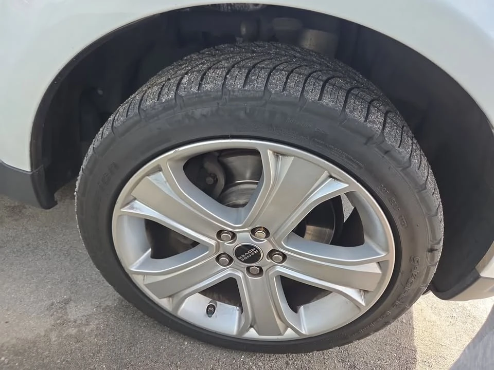 2012 Land Rover Range Rover L322 - Image 2 of 12