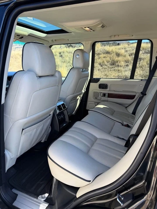 2012 Land Rover Range Rover L322 - Image 11 of 13