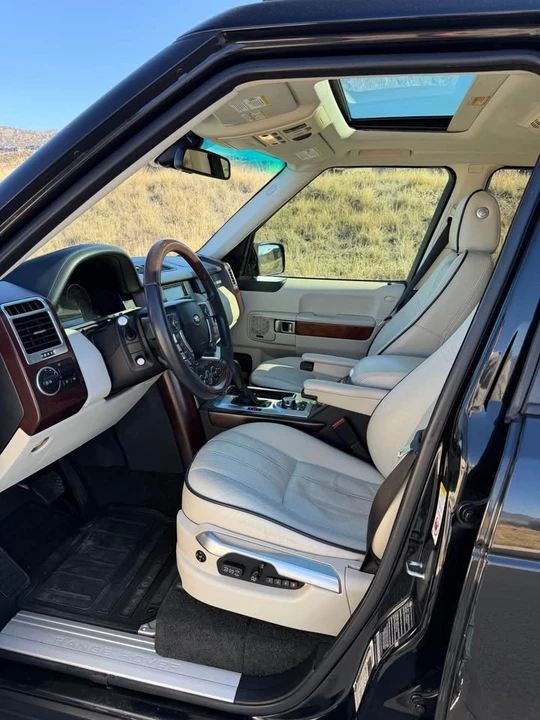 2012 Land Rover Range Rover L322 - Image 8 of 13