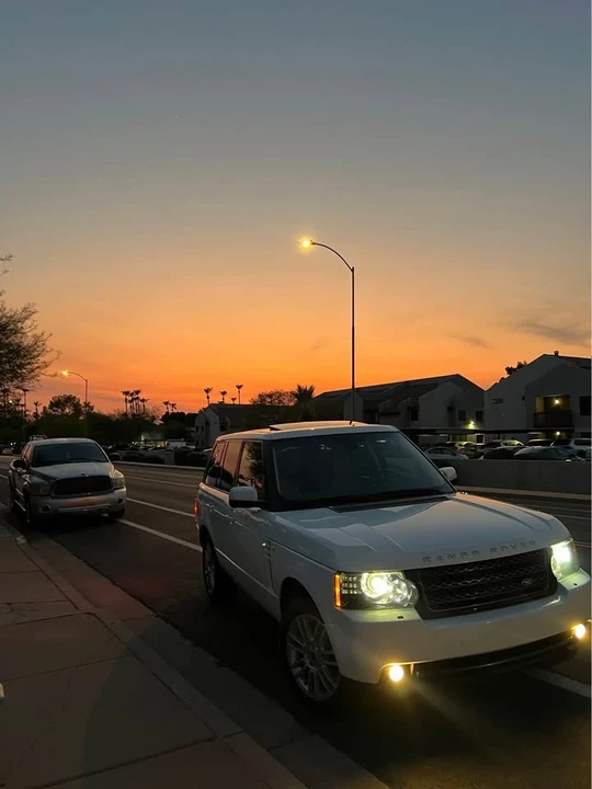 2012 Land Rover Range Rover L322 - Image 5 of 11