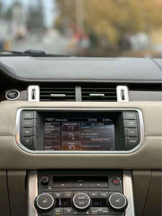 2012 Land Rover Range Rover Evoque 1st Gen - Image 12 of 17