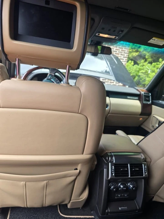 2012 Land Rover Range Rover L322 - Image 10 of 15