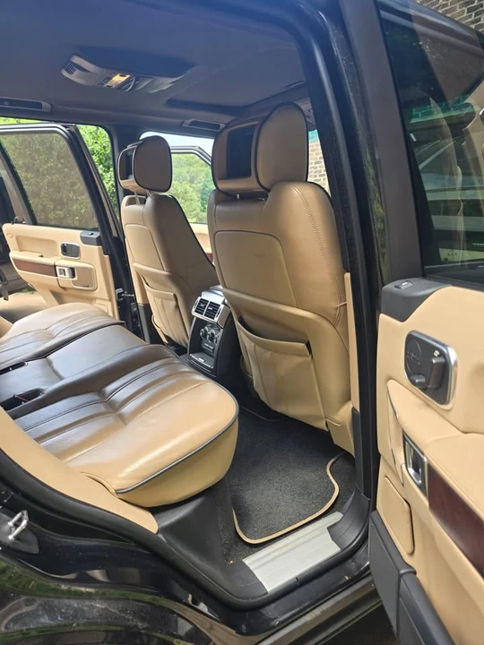 2012 Land Rover Range Rover L322 - Image 12 of 15