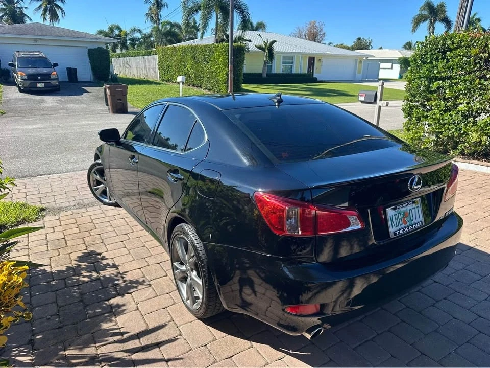 2012 Lexus IS 2nd Gen - Image 4 of 9