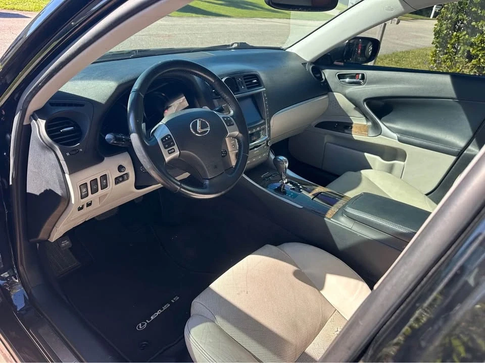 2012 Lexus IS 2nd Gen - Image 5 of 9