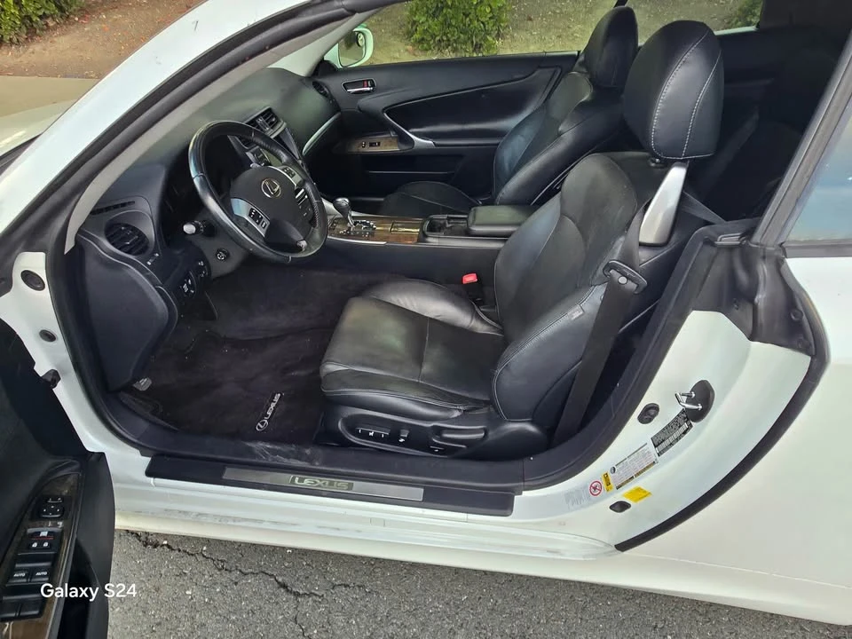 2012 Lexus IS 2nd Gen - Image 8 of 10