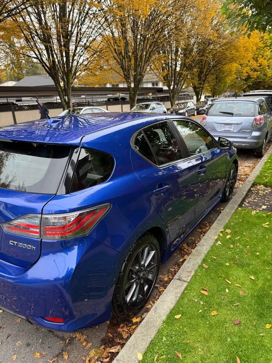 2012 Lexus CT - Image 5 of 10
