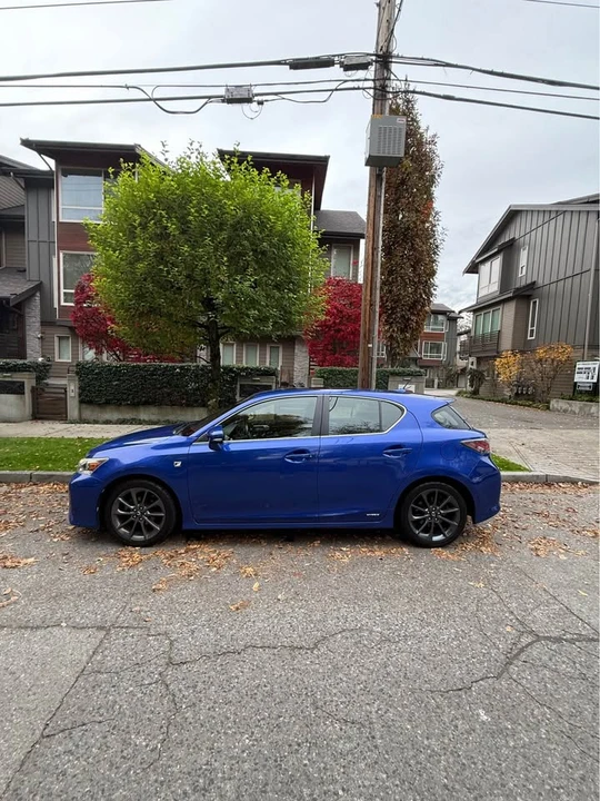 2012 Lexus CT - Image 4 of 10