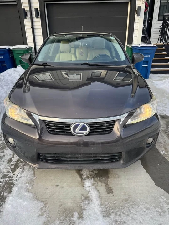 2012 Lexus CT - Image 2 of 16