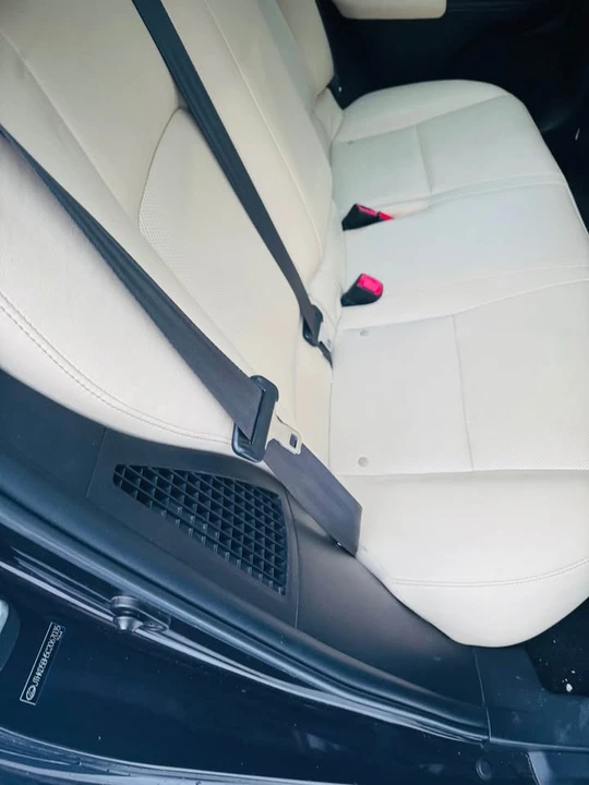 2012 Lexus CT - Image 15 of 16