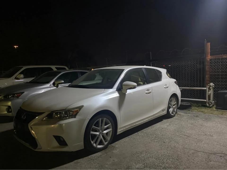2012 Lexus CT - Image 6 of 6